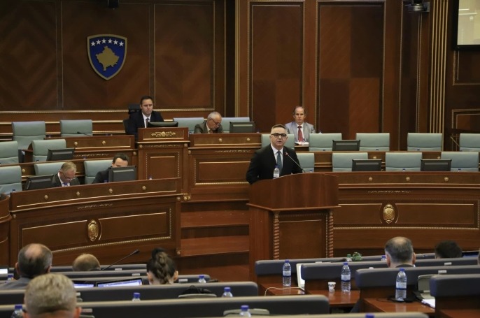 Besnik Tahiri vlerësohet si deputeti më aktiv i Kuvendit të Kosovës